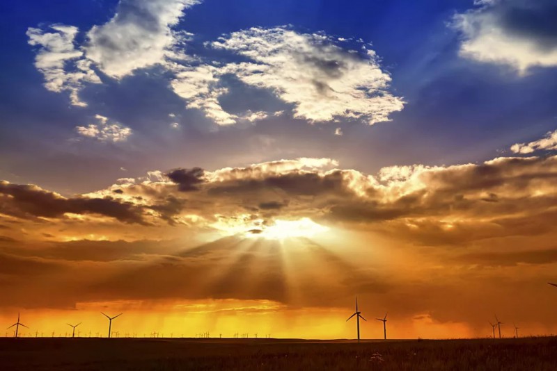 黃昏里的希望、中國船舶重工集團(tuán)海裝風(fēng)電股份有限公司、曹 艷