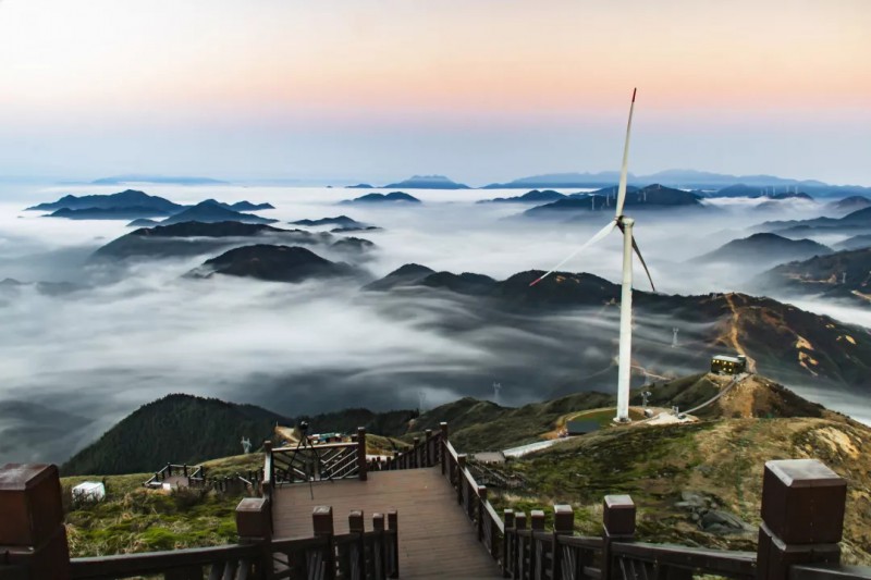 風(fēng)電仙境、湖南省永州市藍(lán)山職業(yè)中專、曾東林