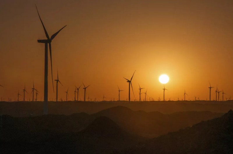 新疆景霞風(fēng)場美景（組圖）、重慶海裝風(fēng)電工程技術(shù)有限公司、哈 三