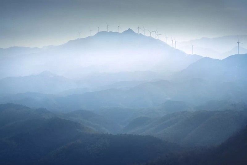 青山遠(yuǎn)黛、中車株洲電力機(jī)車研究所有限公司、陳亞楠