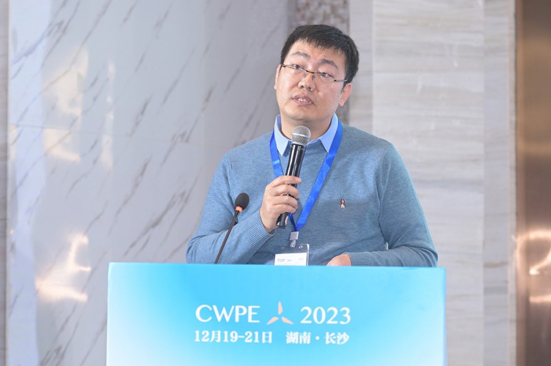 金風(fēng)科技股份有限公司源網(wǎng)荷儲(chǔ)事業(yè)部總經(jīng)理呂梁年發(fā)表《構(gòu)網(wǎng)型技術(shù)在新能源發(fā)電領(lǐng)域的應(yīng)用》演講