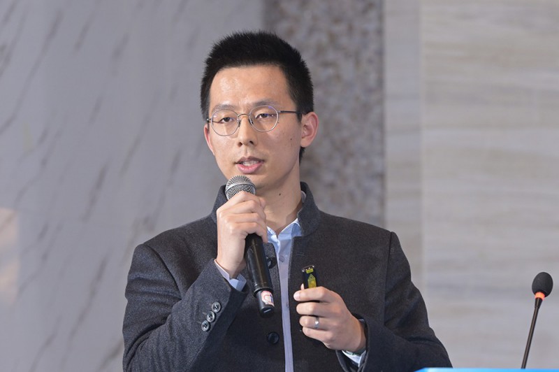 上海良信電器股份有限公司新能源解決方案總監(jiān)趙曉明發(fā)表《風(fēng)電行業(yè)低壓保護(hù)痛點(diǎn)及解決方案》演講